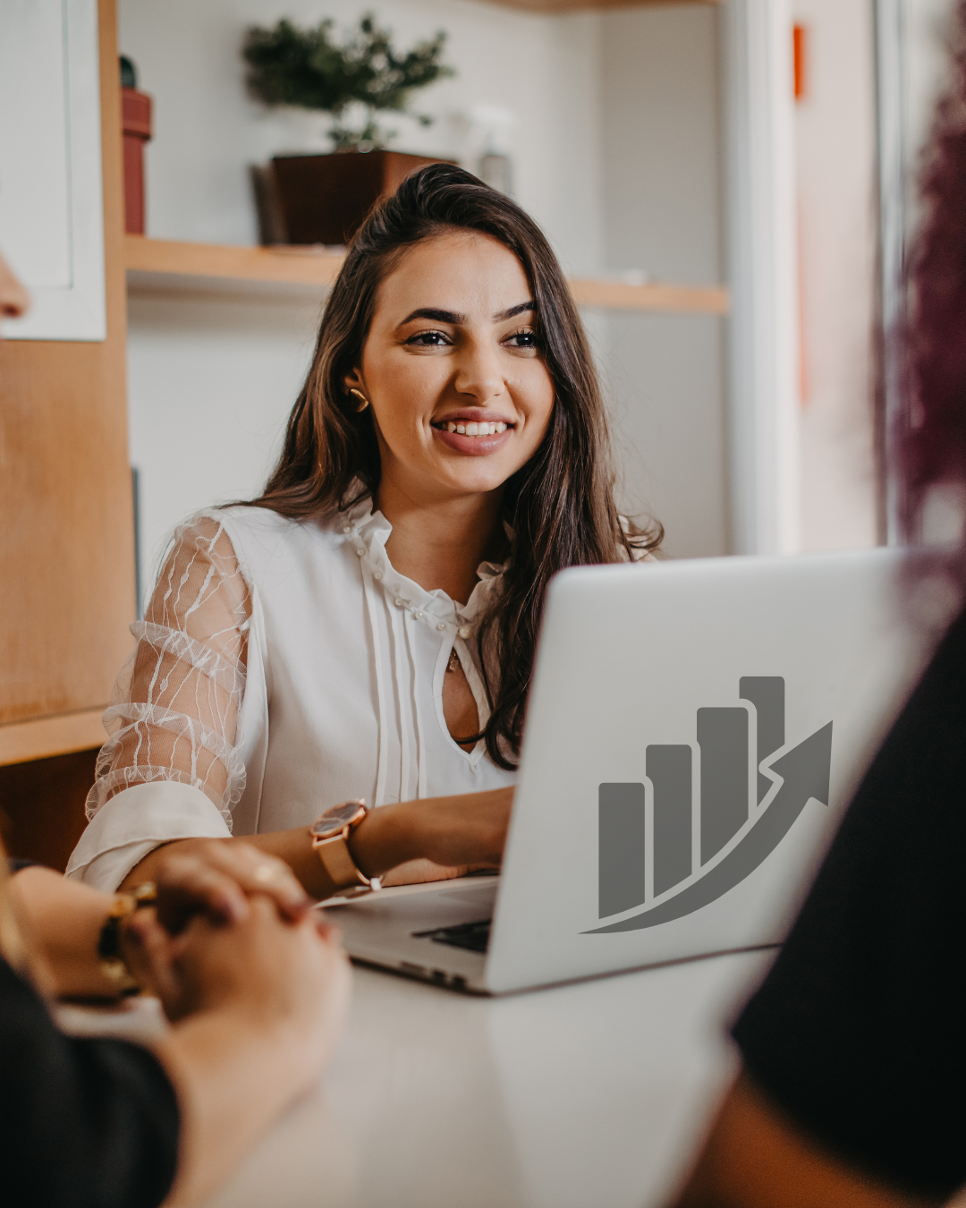 Laura, Marketingmanagerin